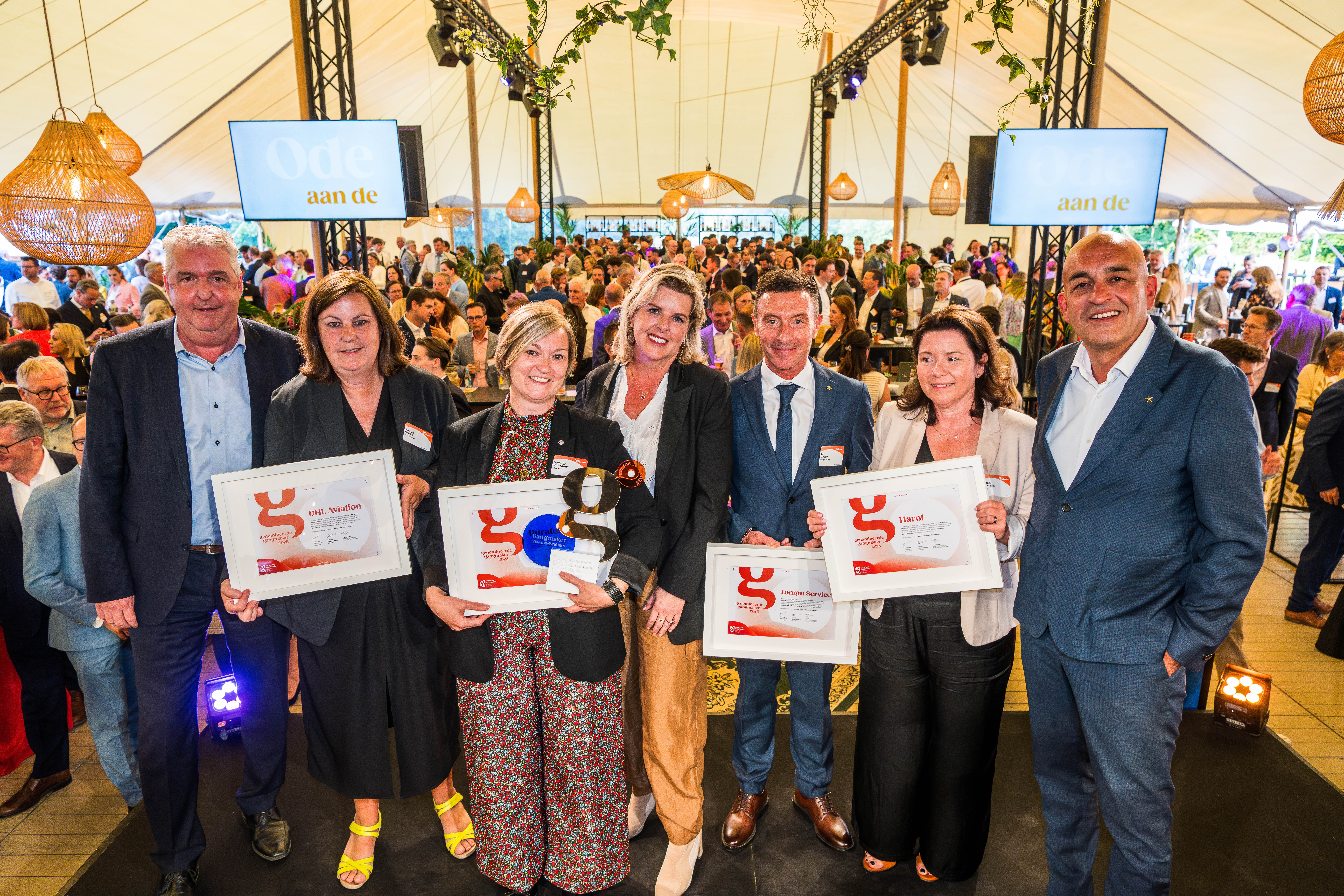 Jan Spooren, gouverneur Vlaams-Brabant, Kirsten Carlier (DHL Aviation), Nathalie De Grauwe (Puratos), Daniëlle Vanwesenbeeck, Bert Longin (Longin Service), Annick Draelants (Harol), Kris Claes Jan Spooren, gouverneur Vlaams-Brabant, Kirsten Carlier (DHL Aviation), Nathalie De Grauwe (Puratos), Daniëlle Vanwesenbeeck, Bert Longin (Longin Service), Annick Draelants (Harol), Kris Claes