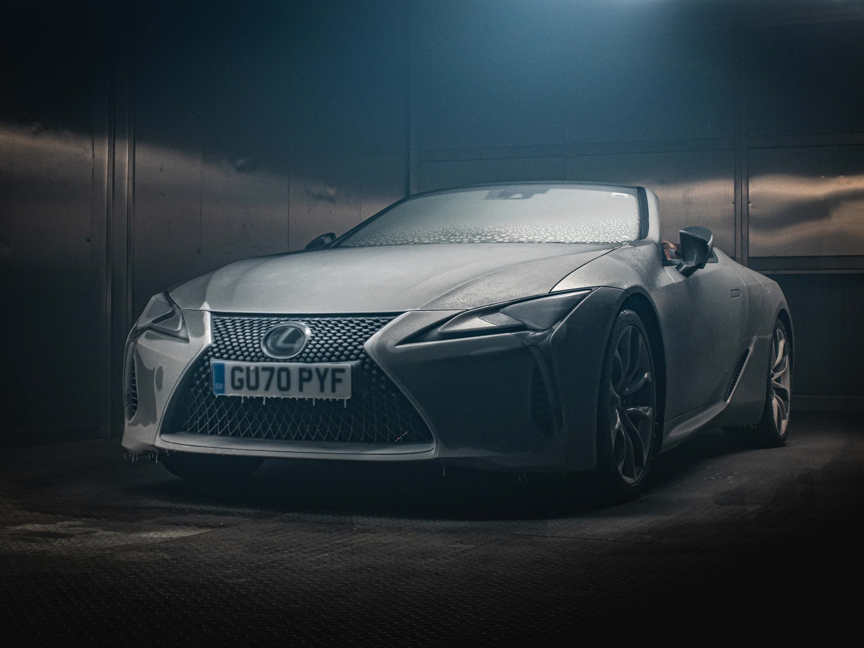 Extreme diepvriestest? Geen probleem voor de Lexus LC Convertible