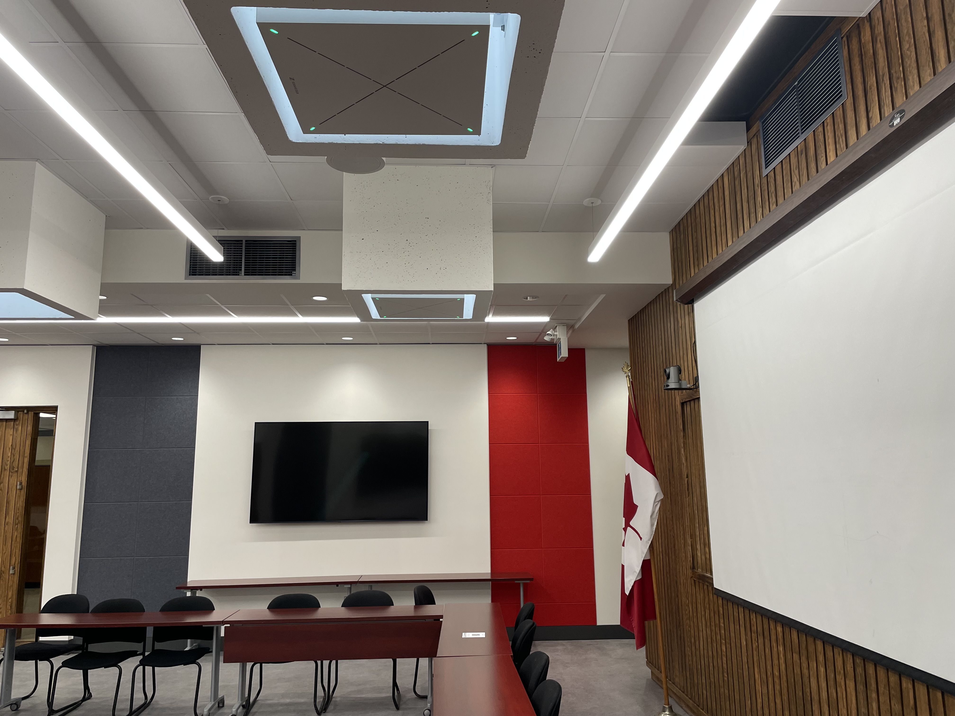 The university selected Sennheiser's TeamConnect Ceiling 2 (TCC 2) microphones to create a seamless environment for Senate meetings and conferences.