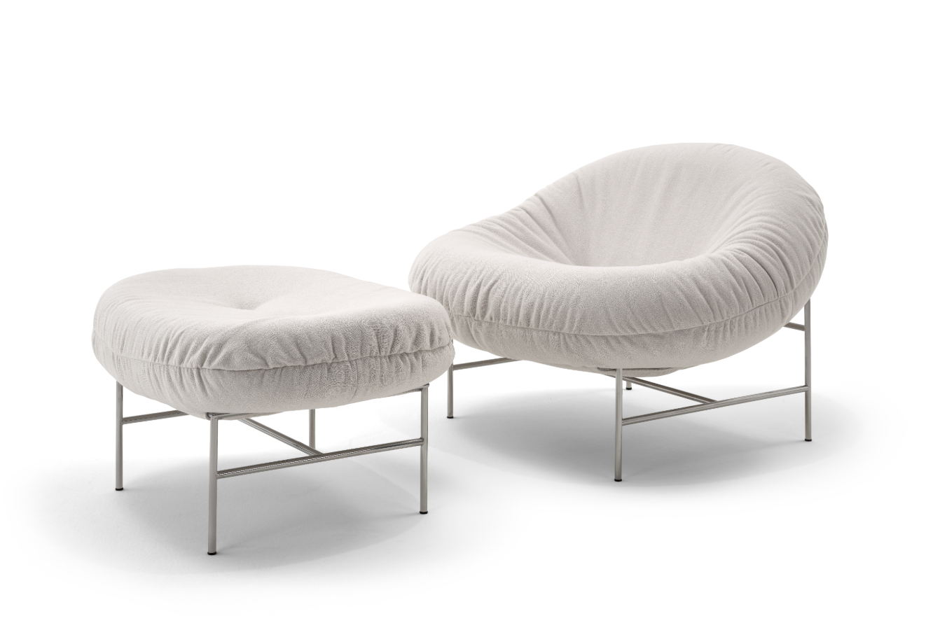 Perron Bun Lounge Chair and Ottoman by Willo Perron. Courtesy of Knoll Perron Bun Lounge Chair and Ottoman by Willo Perron. Courtesy of Knoll