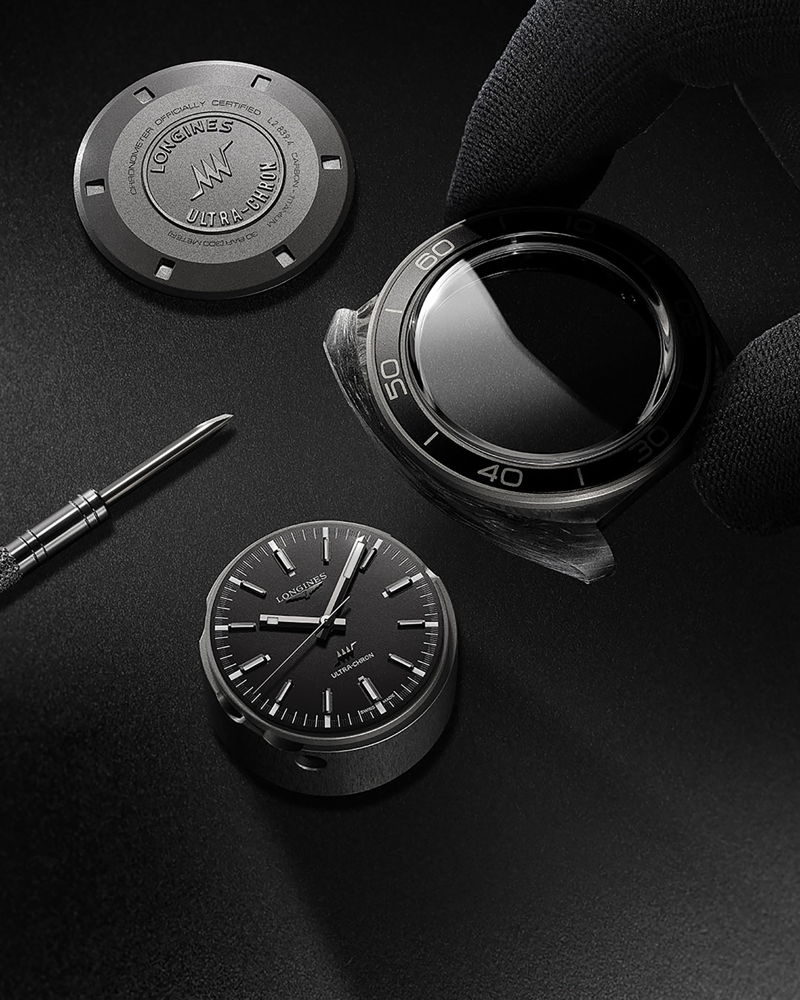 LONGINES_2025_ULTRA-CHRON CARBON_L28394522_4