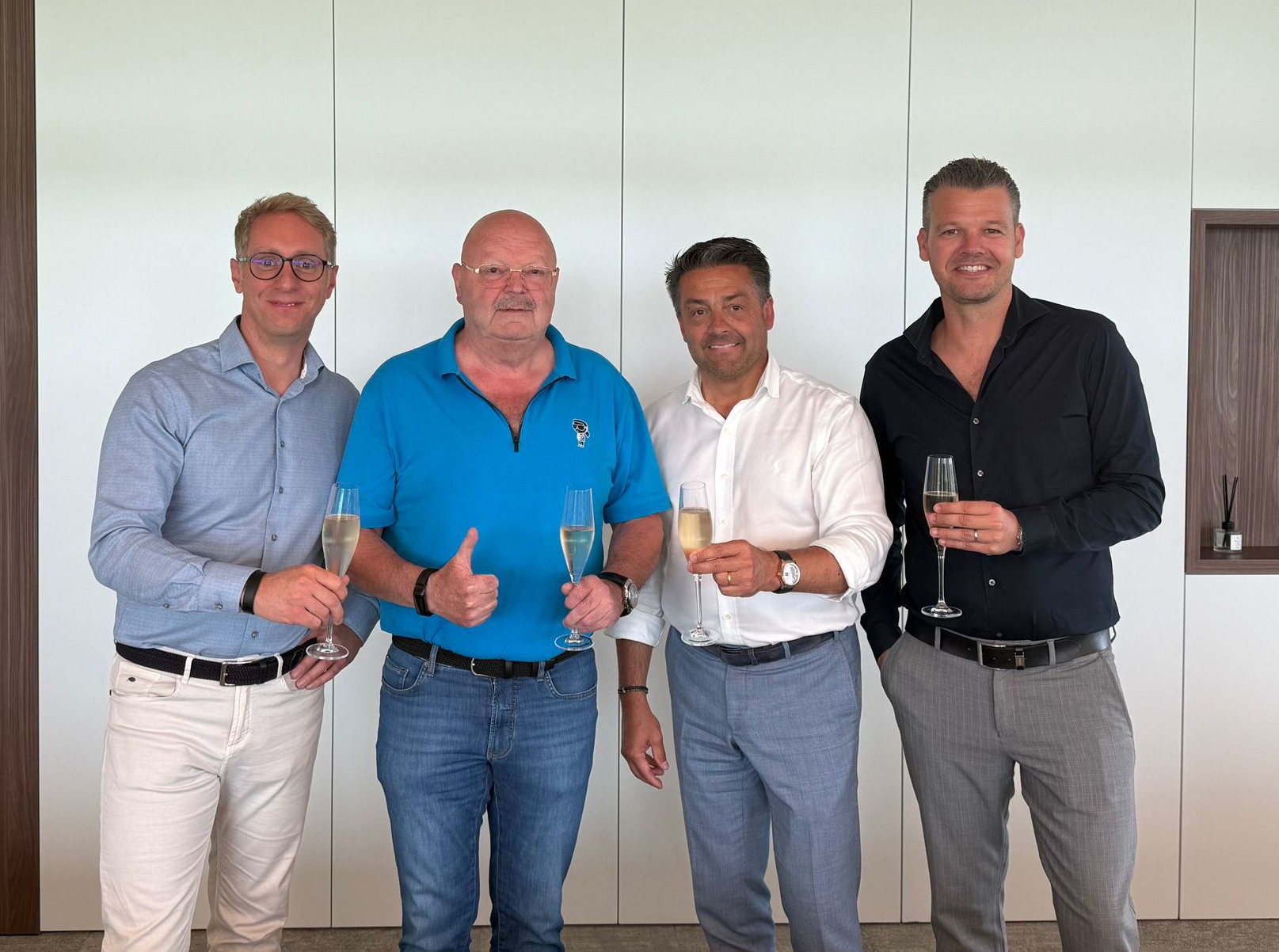 V.l.n.r. Len Vandekerckhove - co-CEO Intermat Groep, Michel Van den Brande - oprichter Kontrimo, Tom Verhulst - co-CEO Intermat Groep en Wesley Heylen - zaakvoerder TD-S V.l.n.r. Len Vandekerckhove - co-CEO Intermat Groep, Michel Van den Brande - oprichter Kontrimo, Tom Verhulst - co-CEO Intermat Groep en Wesley Heylen - zaakvoerder TD-S