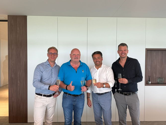 V.l.n.r. Len Vandekerckhove - co-CEO Intermat Groep, Michel Van den Brande - oprichter Kontrimo, Tom Verhulst - co-CEO Intermat Groep en Wesley Heylen - zaakvoerder TD-S