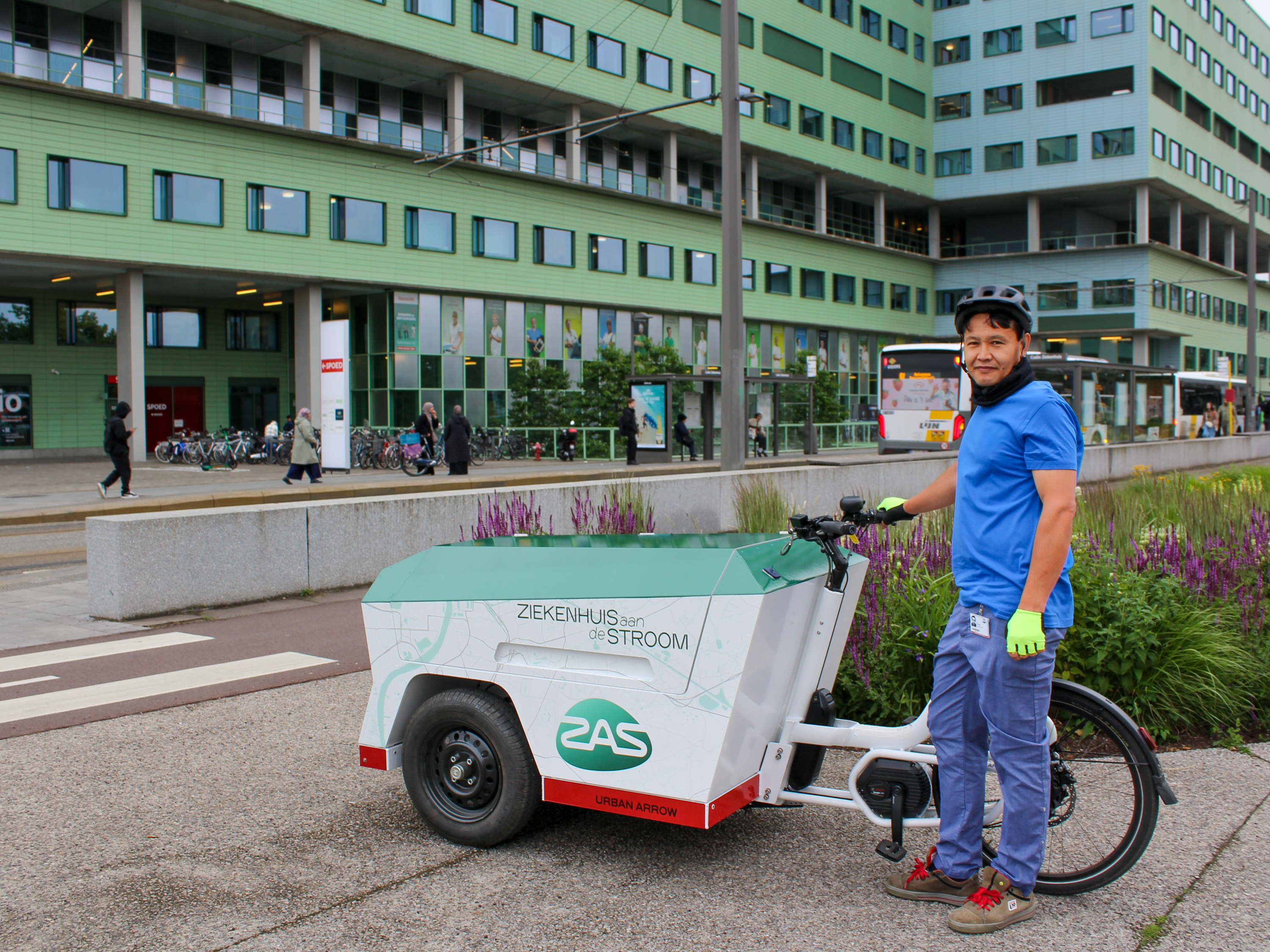 Cargofiets ZAS vervangt vrachtwagen voor kleine leveringen binnen de Singel 