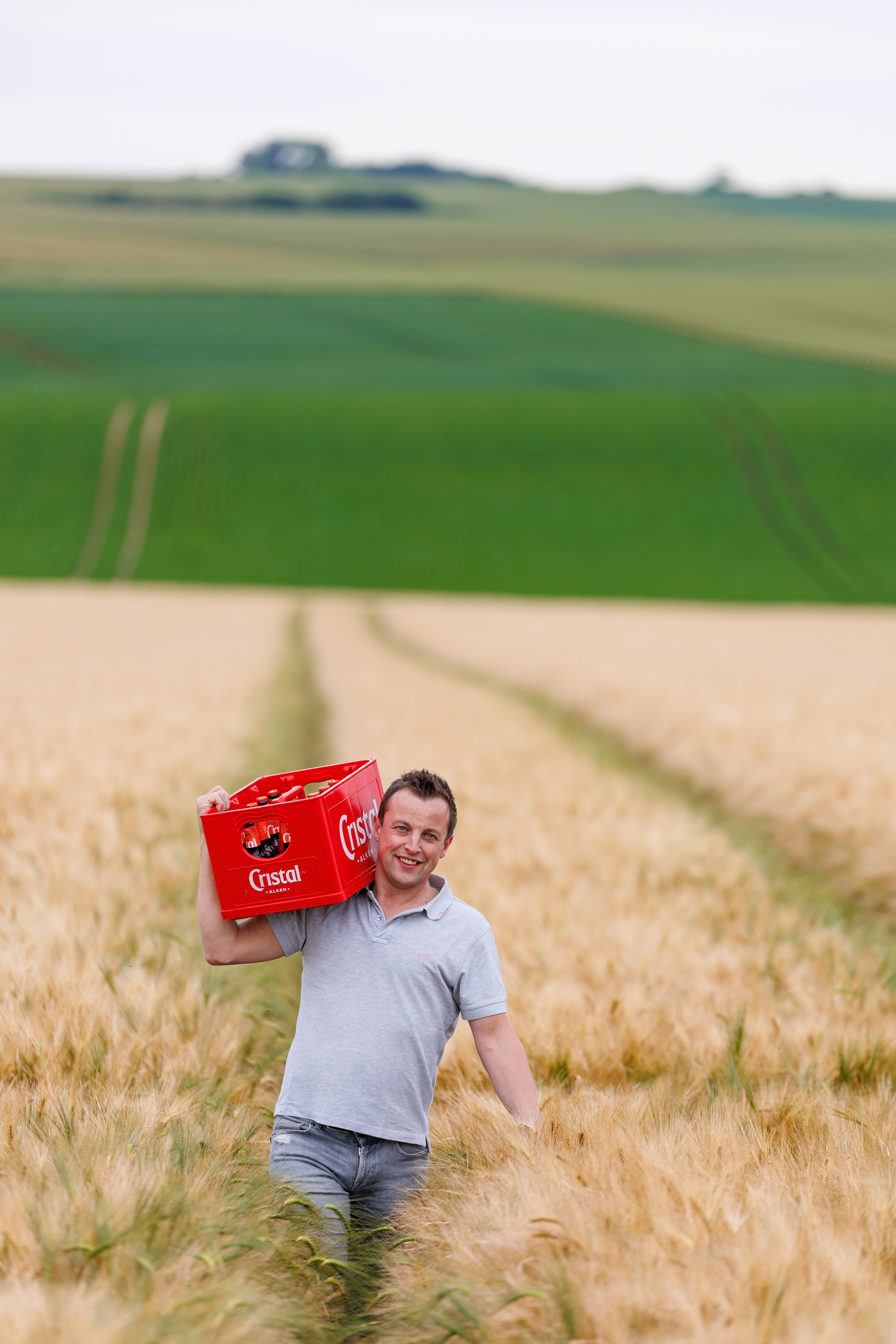 Says Jan Coenegrachts, "When I add up the practical and financial benefits, malting barley is a forward-looking choice for me on several levels."