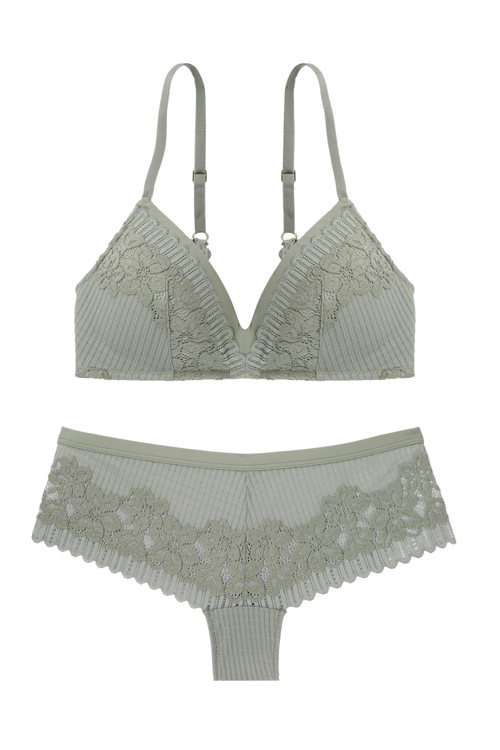 YOUNG 29,99-14,99EUR