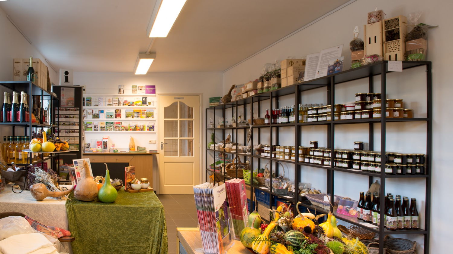 Winery & Herbs
