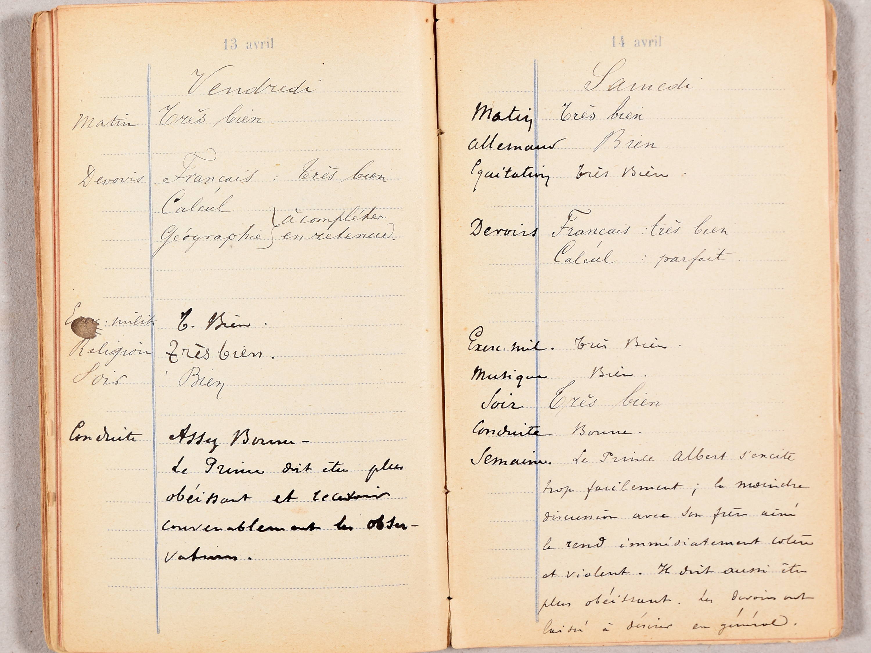 D’anciens bulletins scolaires, missives et photos personnelles du jeune Albert Ier refont surface et nous font découvrir la famille royale belge sous un autre jour