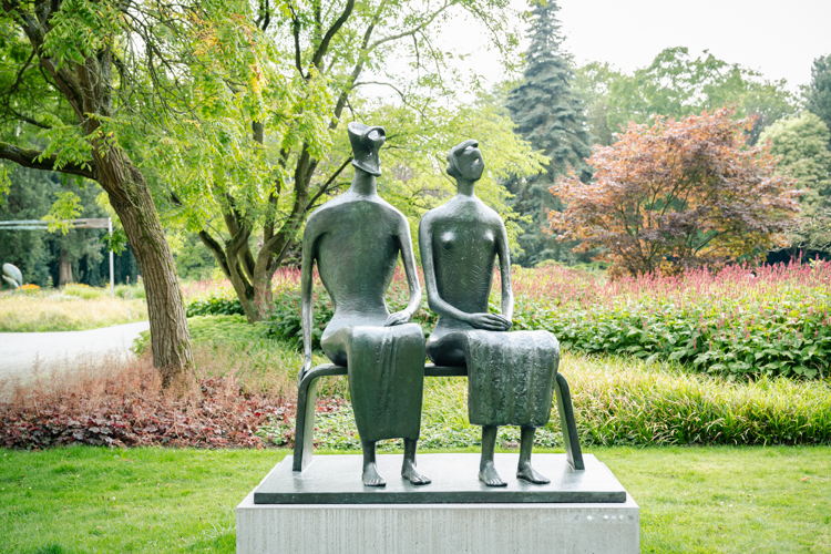 Henry Moore, King and Queen, 1952-53 © The Henry Moore Foundation and SABAM Belgium 2025 - Photo: Tom Cornille Henry Moore, King and Queen, 1952-53 © The Henry Moore Foundation and SABAM Belgium 2025 - Photo: Tom Cornille