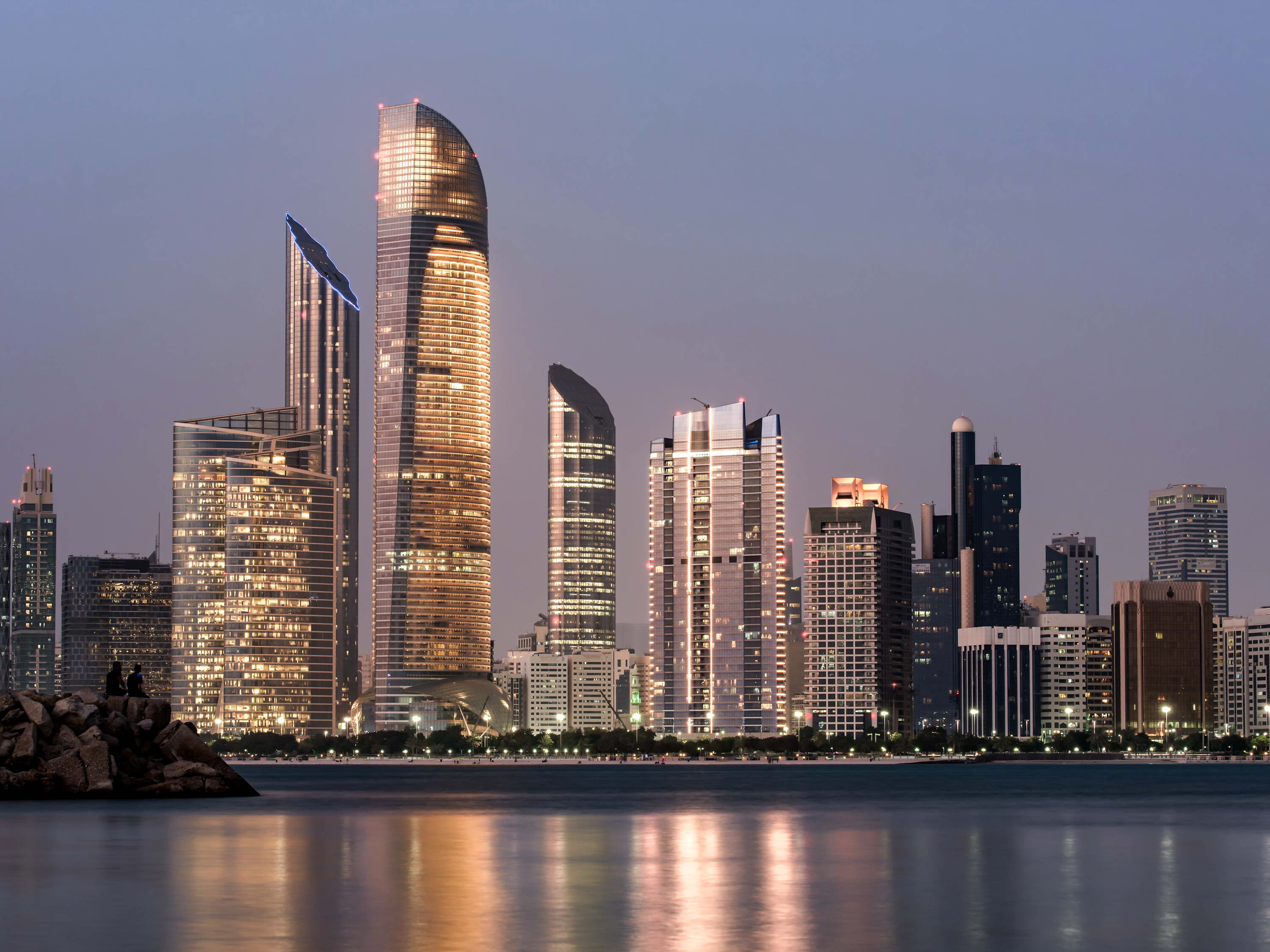 The Integrated Transport Centre Abu Dhabi partners with Vianova to ensure the safe and effective rollout of micro-mobility through data
