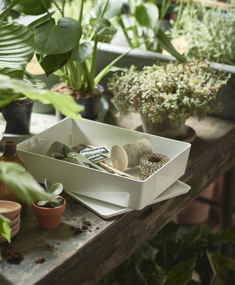 IKEA KUGGIS Box with lit - PET Plastic - €7,99