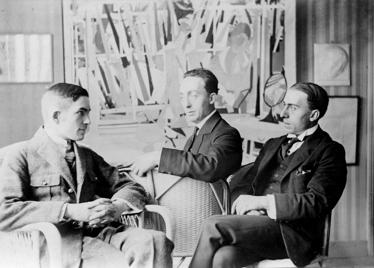 Paul van Ostaijen, Floris en Oscar Jespers in het atelier van Floris Jespers in Oude God (Mortsel) tijdens de Eerste Wereldoorlog (augustus 1918)