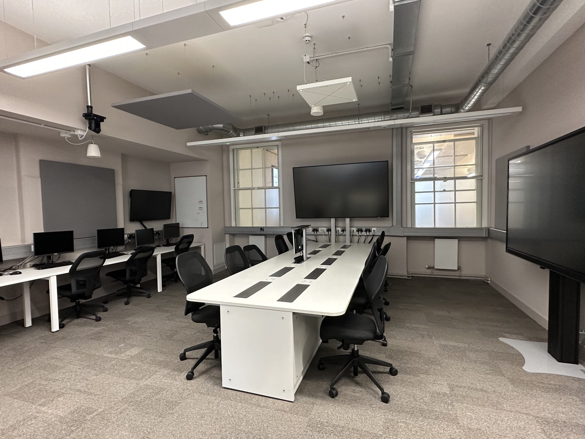 TeamConnect Ceiling 2 (TCC 2) microphone emerged as the most effective option to elevate the hybrid learning experience and bridge the gap between in-person and remote education