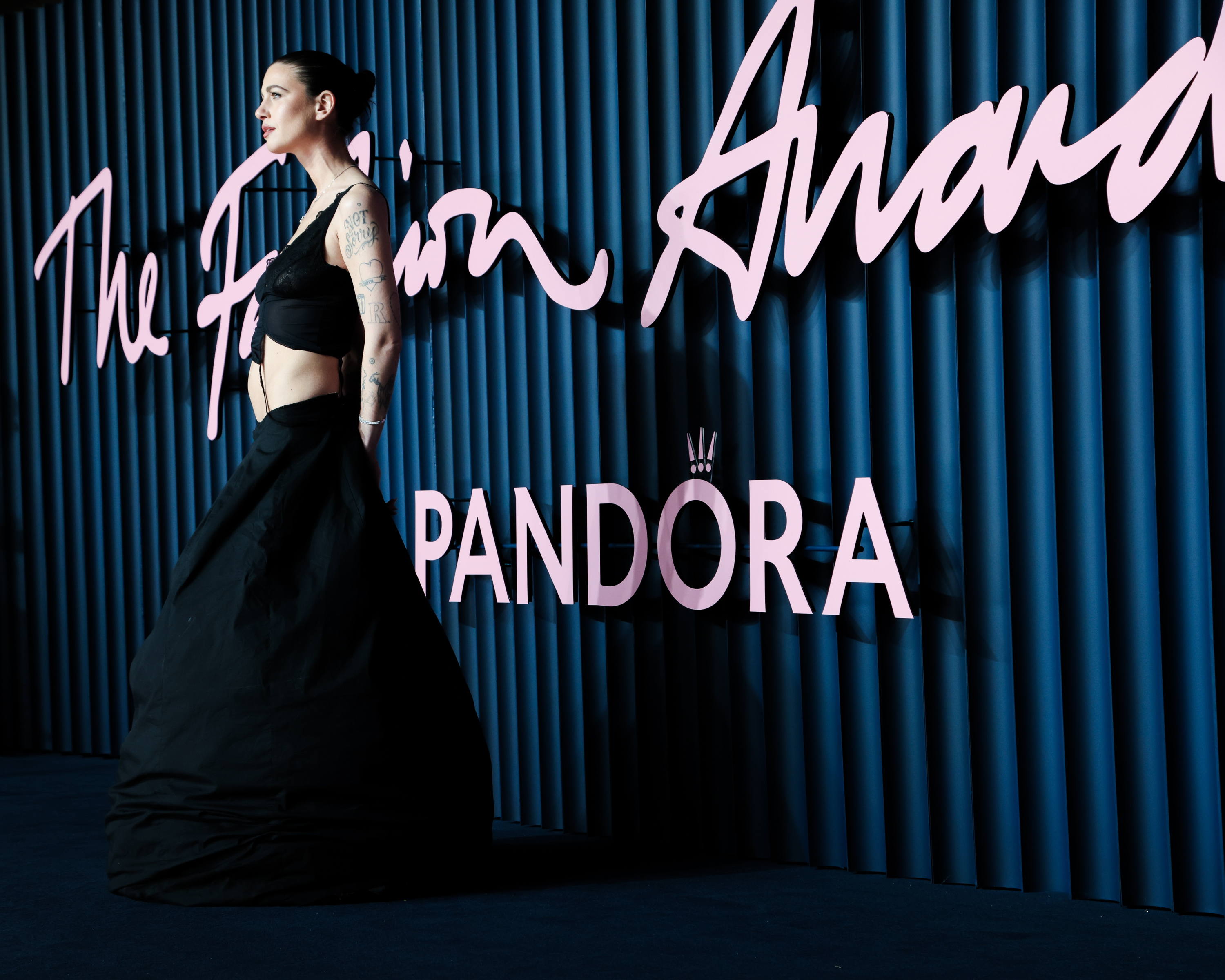 UN DESLUMBRANTE ELENCO ACOMPAÑA A PANDORA EN THE FASHION AWARDS 2025 PORTANDO JOYAS EXCLUSIVAS DE DIAMANTES CREADOS EN LABORATORIO.