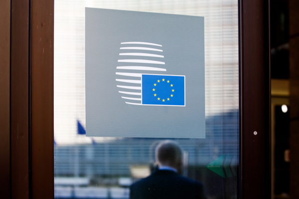 Belgium calls for curbs on voting rights of new EU member states
