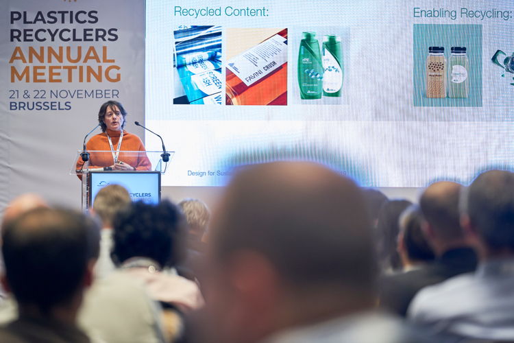  Flor Peña Herron, Sustainability Project Manager Europe, Avery Dennison Label and Graphics Materials