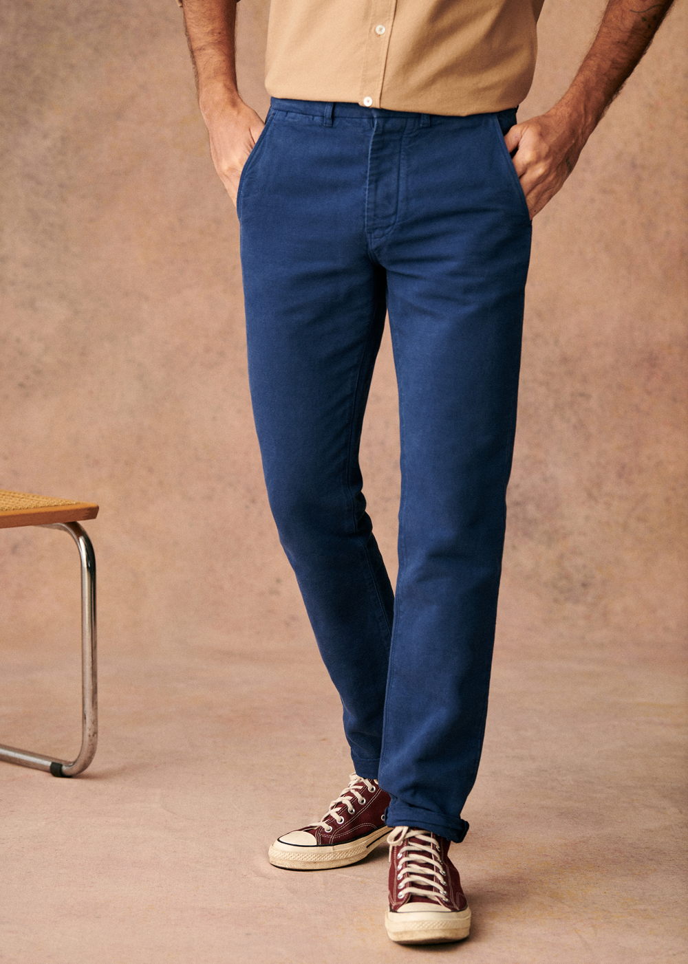 Octobre Editions - Chino Tom Bleu Texturé - 95€