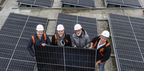 Preview: Woonmaatschappij Woonland installeert 950 ASTER-zonnepanelen op daken van sociale woningen in Mechelen