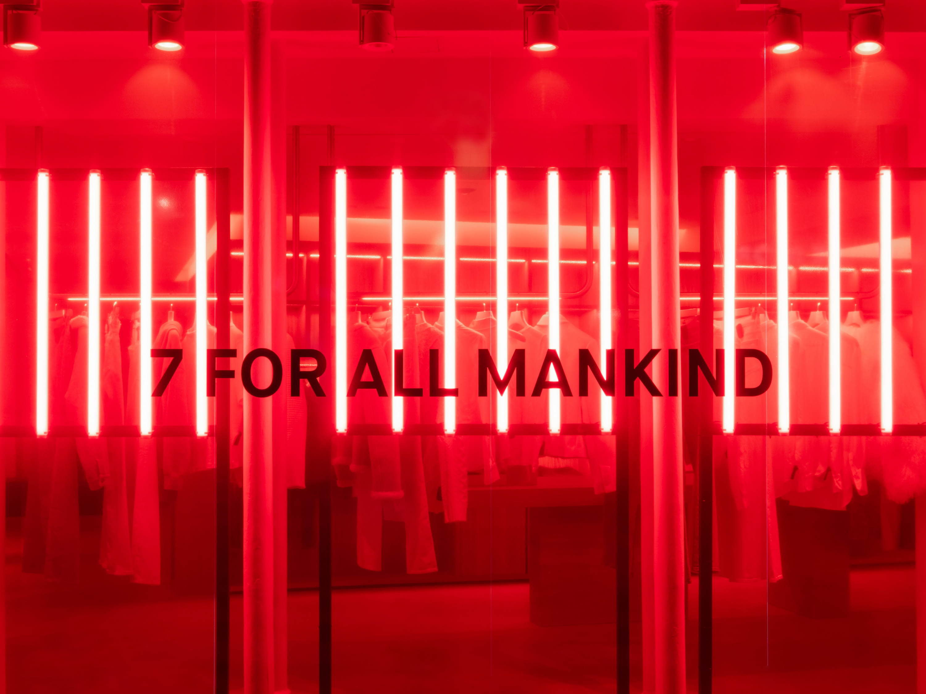 7 For All Mankind opent op de Rue Saint Honoré in Parijs