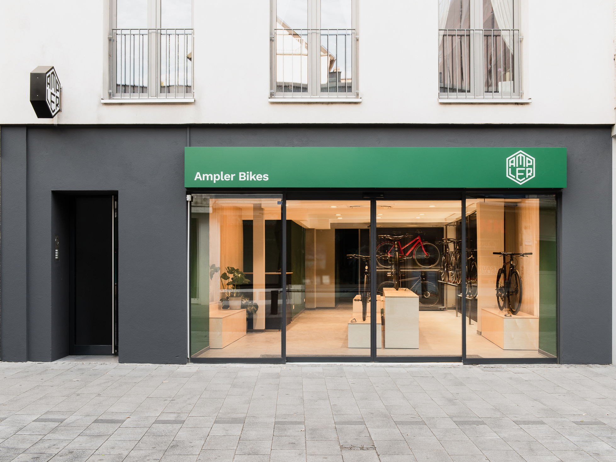 Erfolgreicher Start in Köln: Im neuen Ampler Bikes Showroom trifft Design auf Funktion