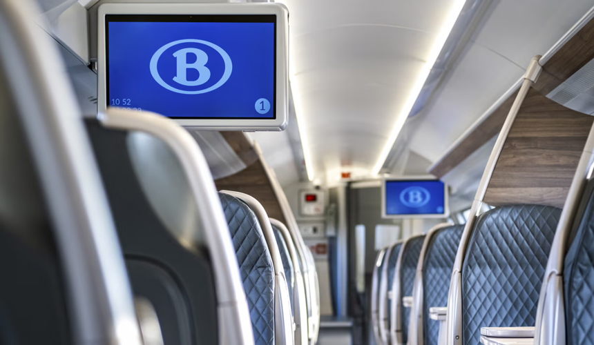 Een nieuw M7-rijtuig © NMBS
