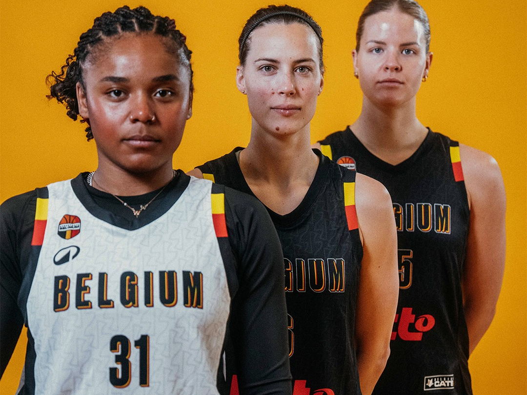 Woensdag 11 juni: Belgian Cats delen handtekeningen uit in Decathlon Gent