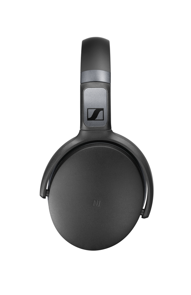 Les casques HD 4.50BTNC et HD 4.40BT associent l’excellence audio signée Sennheiser à la liberté de mouvement du sans fil dans une version aussi robuste qu’abordable. Les casques HD 4.50BTNC et HD 4.40BT associent l’excellence audio signée Sennheiser à la liberté de mouvement du sans fil dans une version aussi robuste qu’abordable.