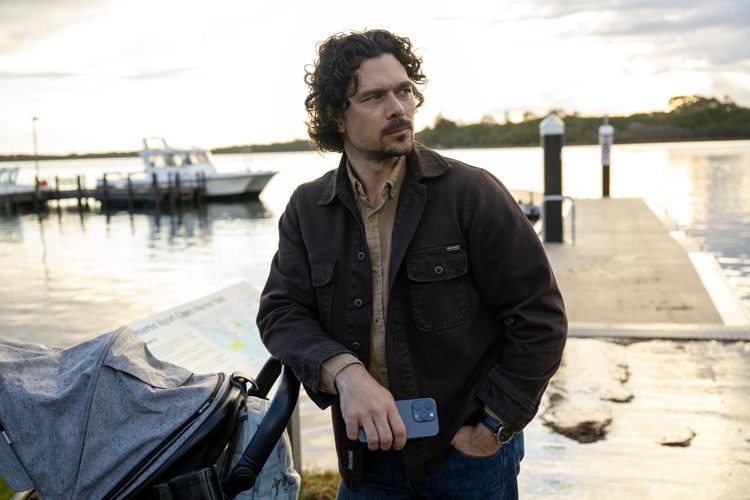 Luke Arnold as Martin Scarsden
