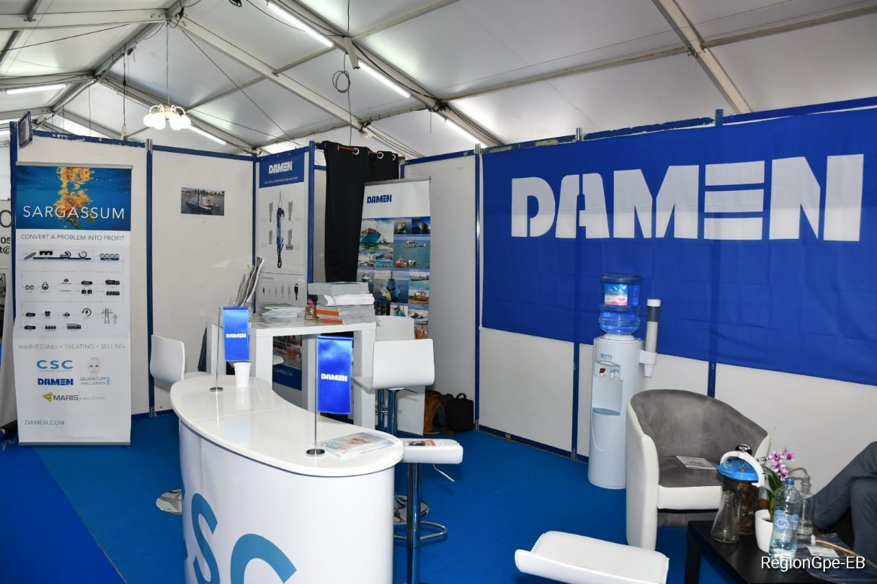 Stand featuring solutions to prevent the arrival of sargassum on the beaches at SARG'EXPO.