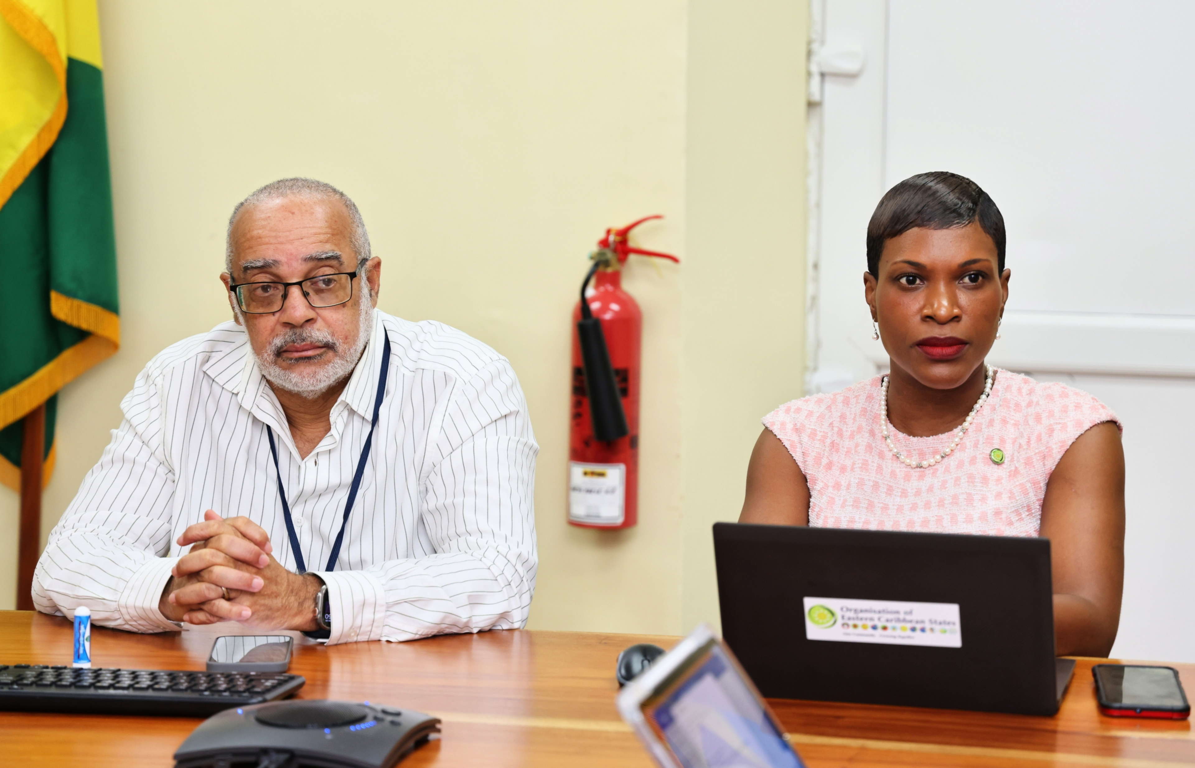 La Commission de l'OECO, la Banque Interaméricaine de Développement et la Banque Caribéenne de Développement collaborent sur l'Initiative Régionale de Résilience du Logement