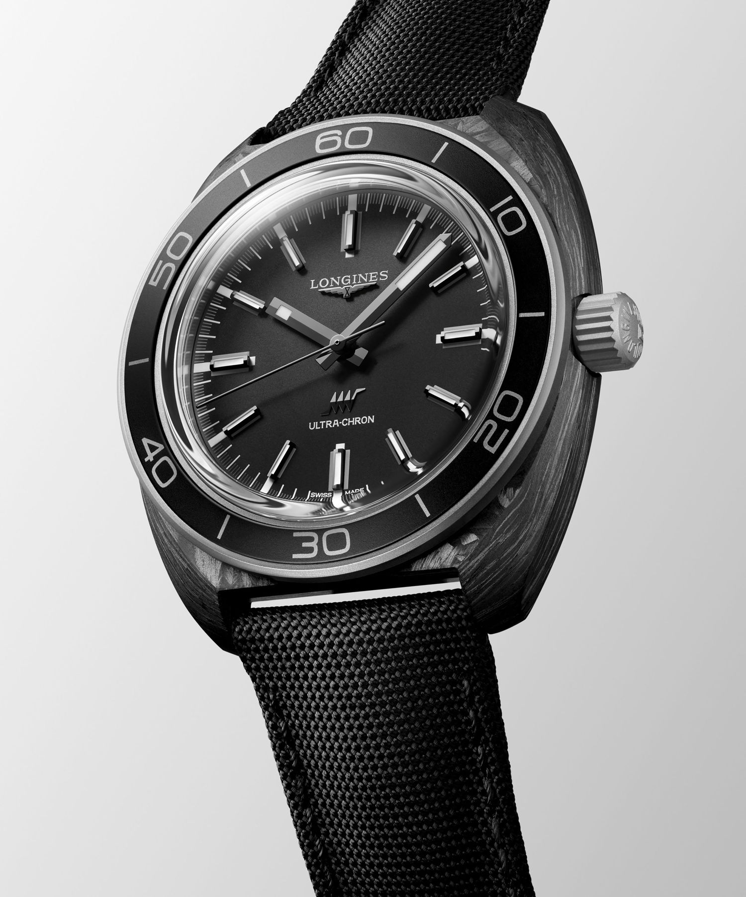 LONGINES_2025_ULTRA-CHRON CAR_L2.839.4.52.2_FACE_EUR5450