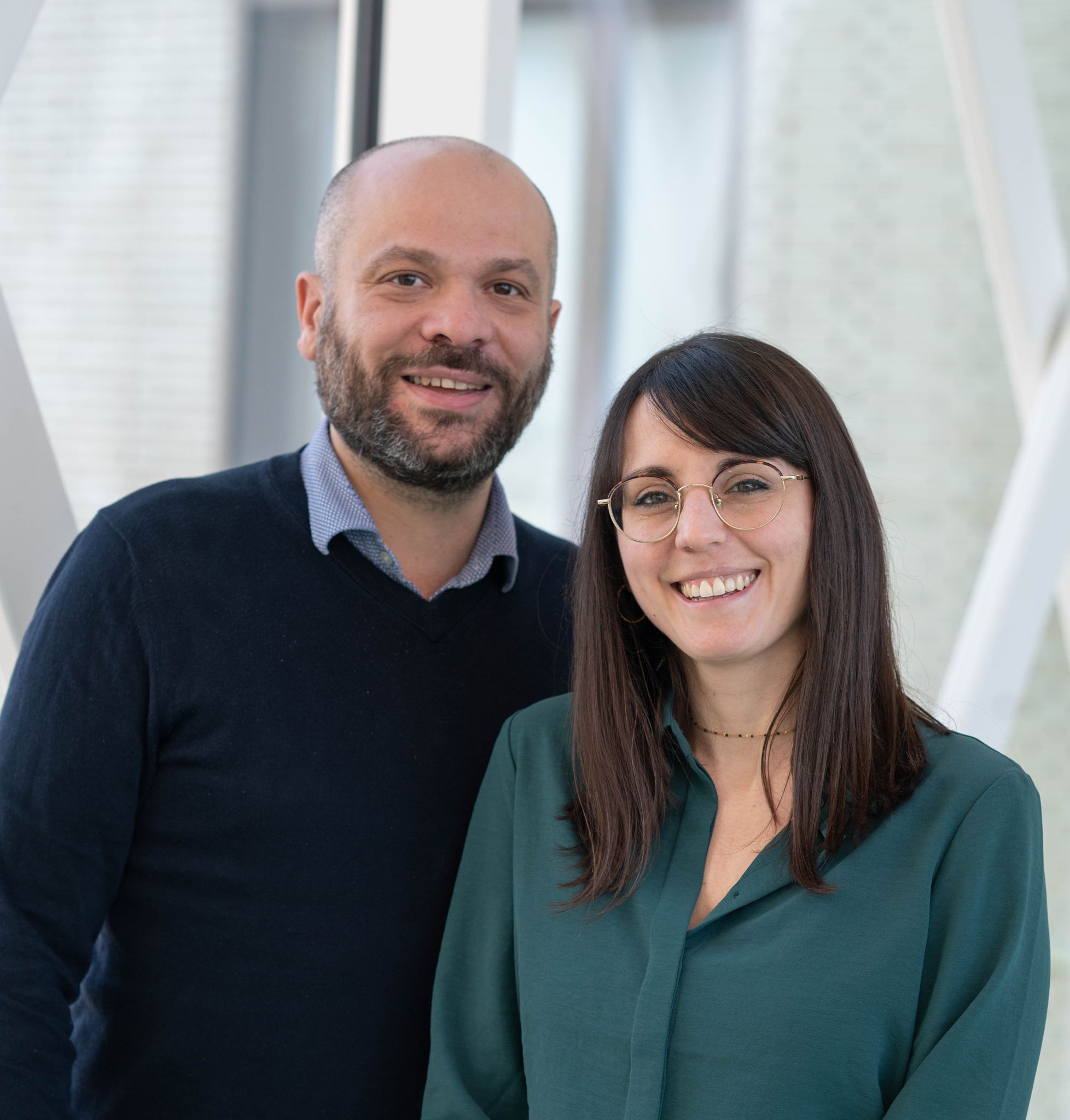 Prof. Max Mazzone (left) and the article’s first author Carla Riera-Domingo (right).