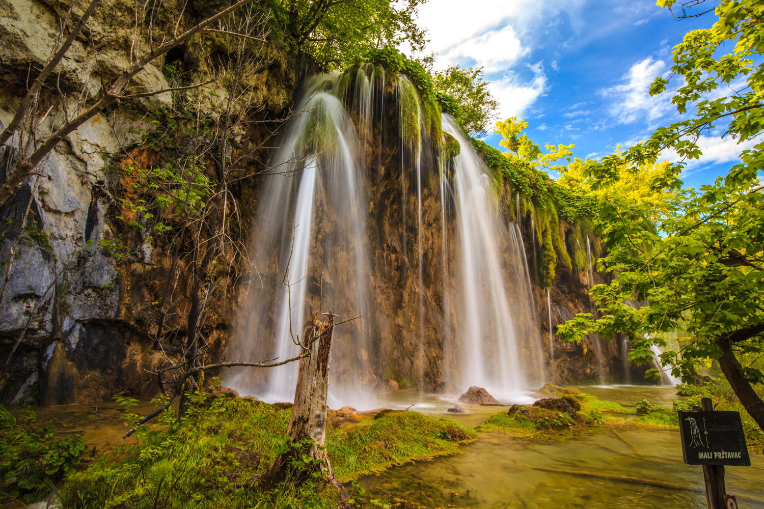 plitvice-lakes-national-park-optimized-for-web-zoran-jelaca