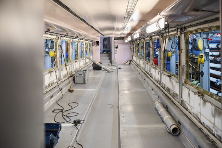 Vernieuwing van een M6-rijtuig © NMBS
