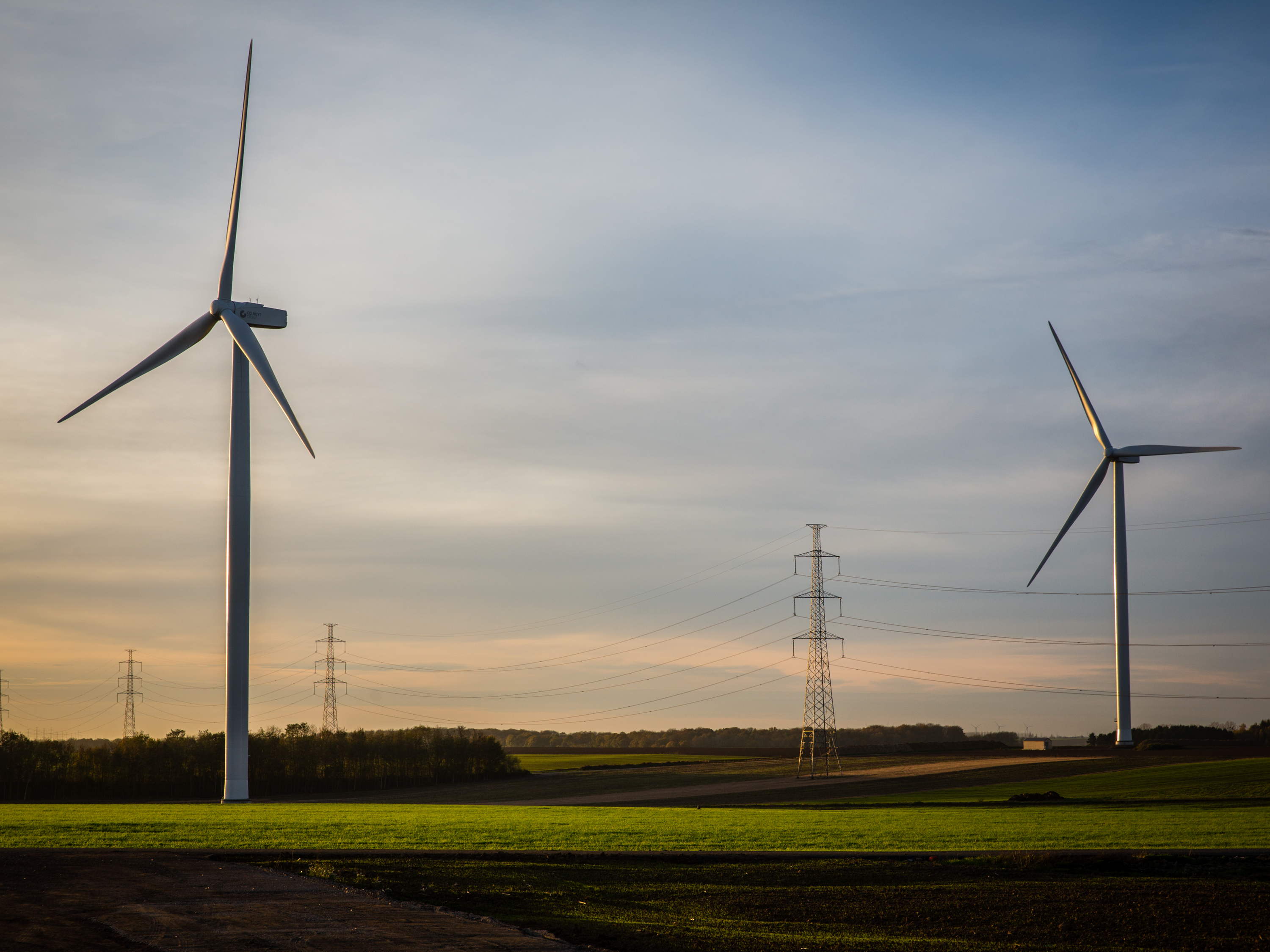 Vervanging van 3 windturbines door 3 krachtigere modellen in het windpark van Spy