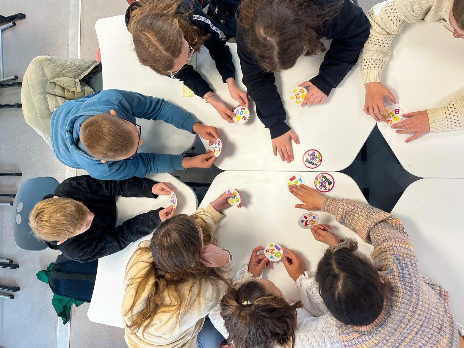 Persbericht: 9 op 10 leerkrachten lager onderwijs willen vaker gezelschapsspellen gebruiken in de klas