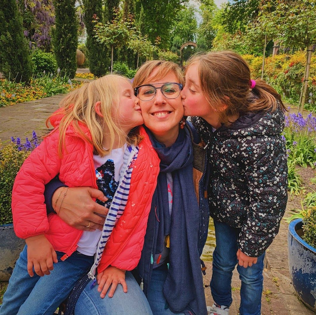 Laurence Gijs en haar dochters