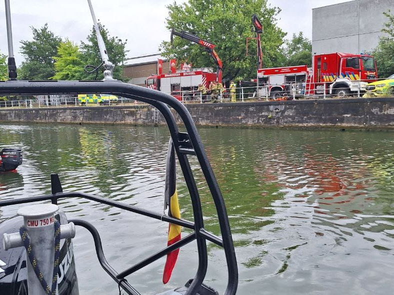 Three suspects arrested for manslaughter after man dies in Brussels canal