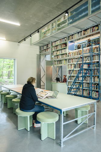 Collection Pavilion with museum library - Photo: Tom Cornille Collection Pavilion with museum library - Photo: Tom Cornille