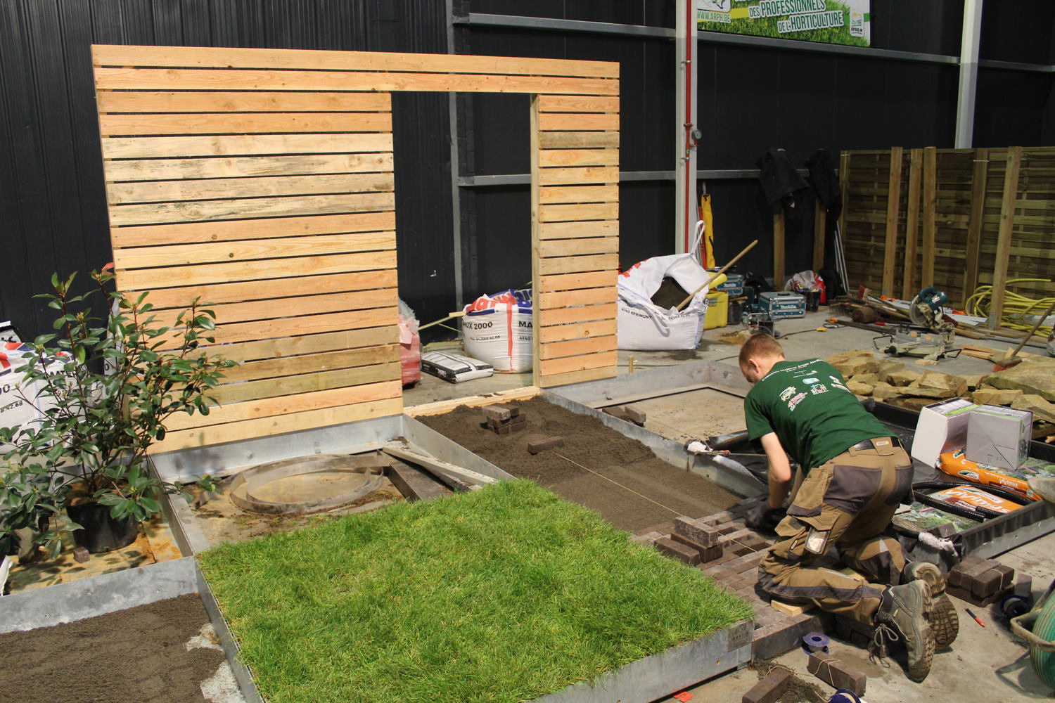 Le jardinier de 2020 doit avoir des compétences en maçonnerie, en menuiserie, en carrelage... C’est un véritable décathlonien 