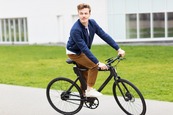Brusselse start-up lanceert innovatieve elektrische fiets