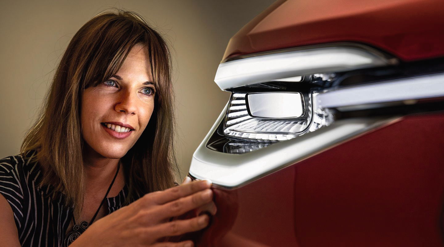 Sandra Sturmat – Volkswagen Design of Exterior Light Scenarios