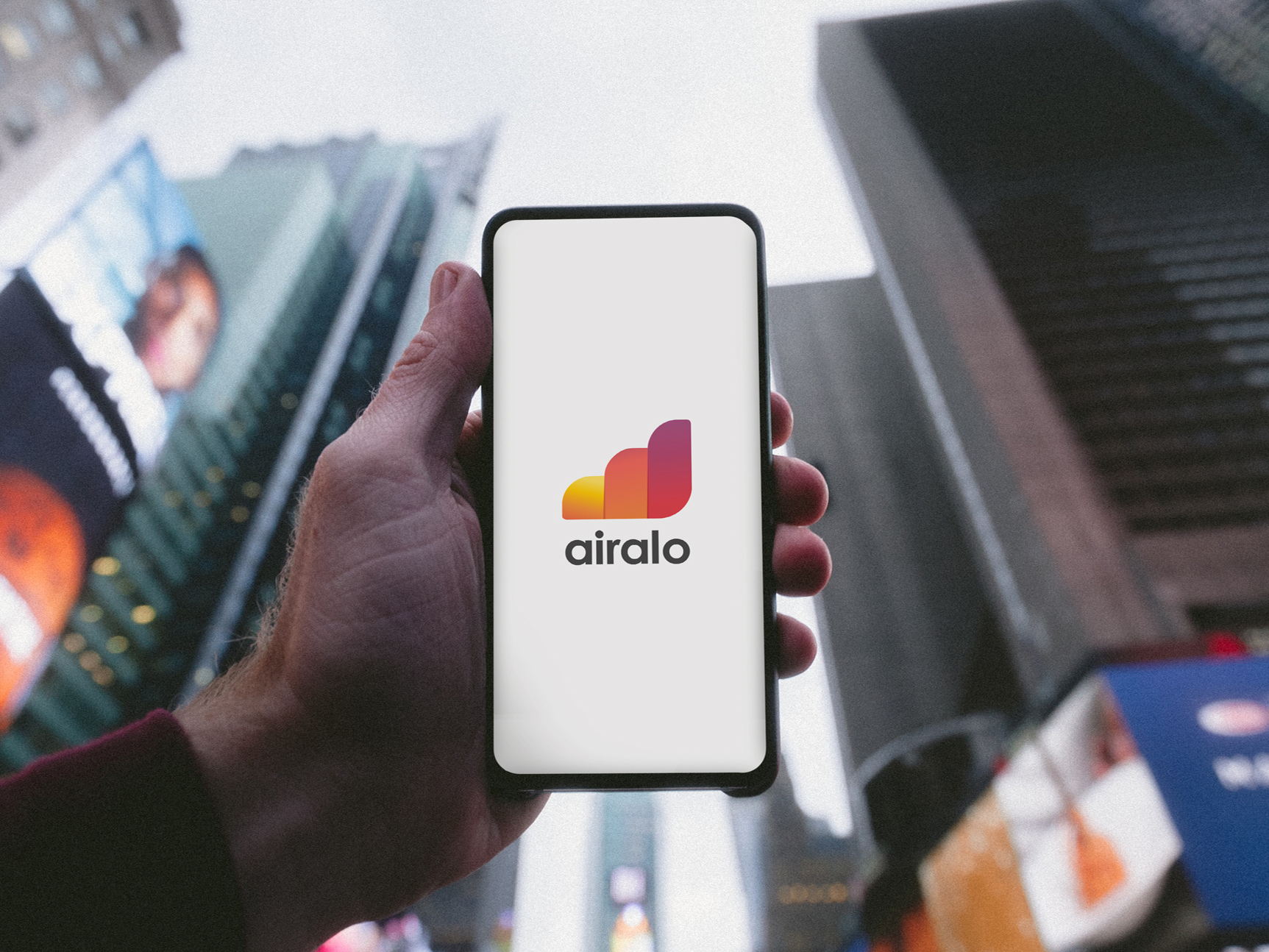 Día de la Tierra: Cómo la tecnología eSIM reduce hasta un 46% las emisiones de CO₂ en las telecomunicaciones