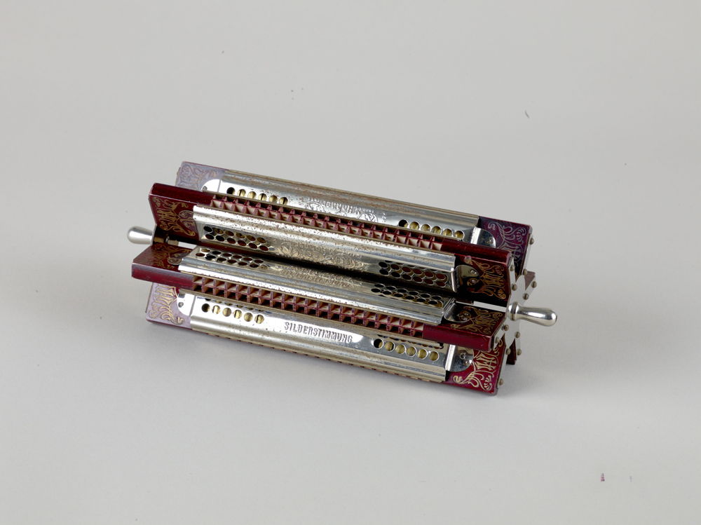 Harmonica Sextet Tremolo © MIM