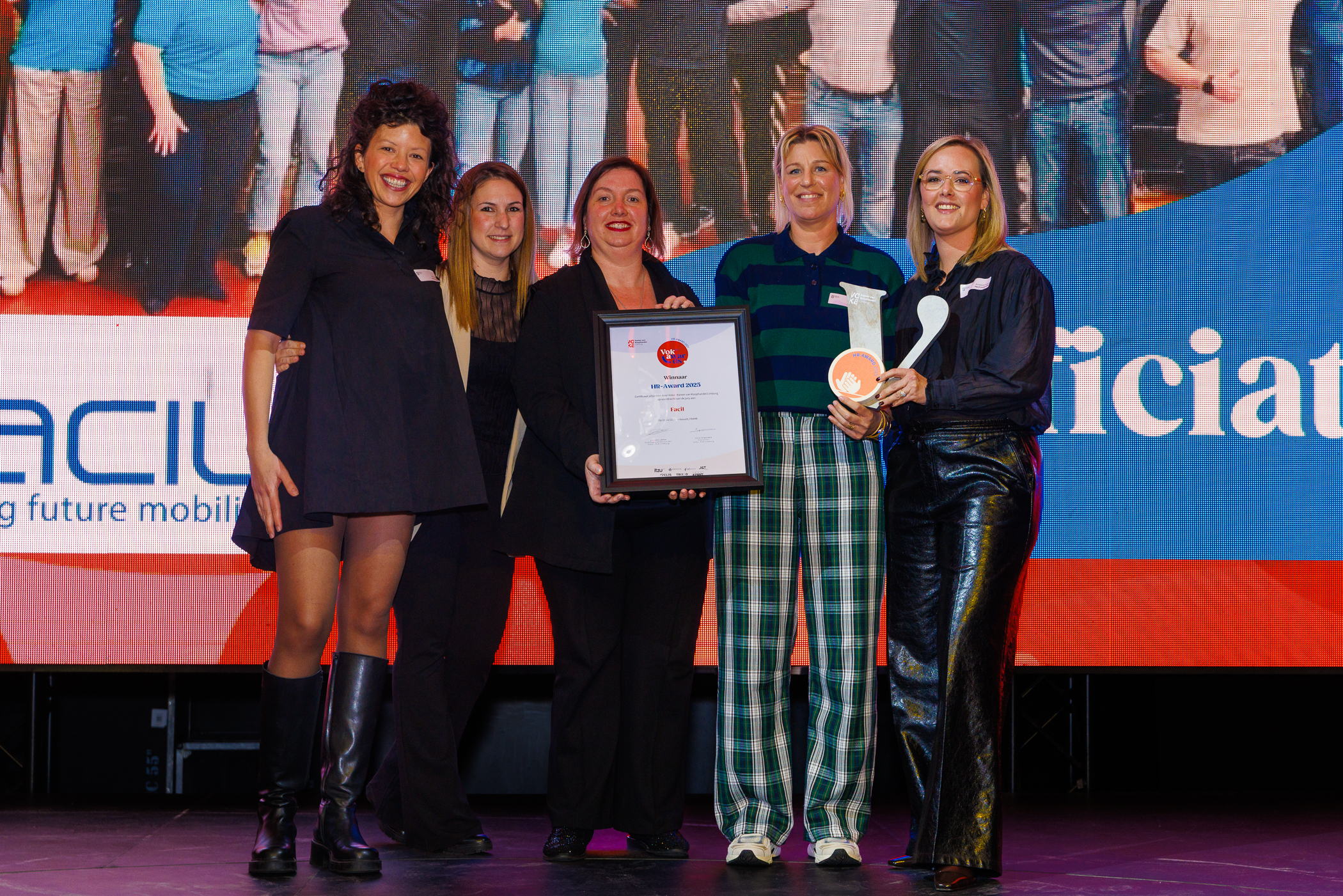 Facil neemt de HR-Award 2025 mee naar Genk