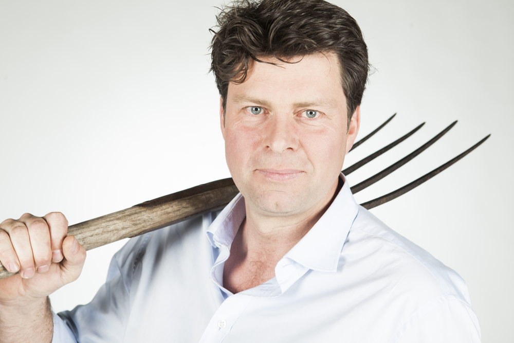 Wim Lybaert zal zijn volk leren moestuinen. (c) VRT