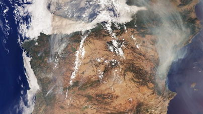 Des incendies de forêt d'une ampleur sans précédent sont attendus en Espagne et au Portugal durant l'été 2025, provoqués par des conditions météorologiques extrêmes et une végétation hautement inflammable.