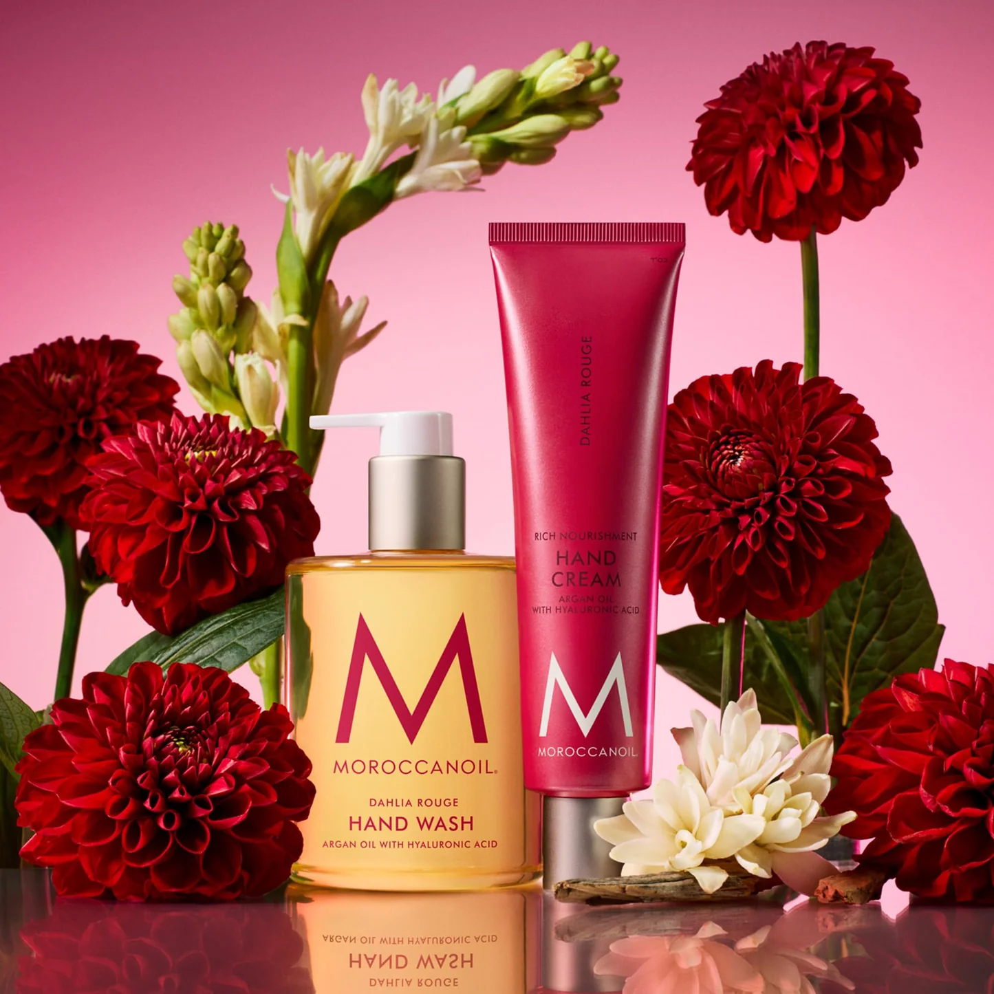 MOROCCANOIL® AMPLÍA LA LÍNEA CORPORAL CON UNA NUEVA FRAGANCIA: DAHLIA ROUGE