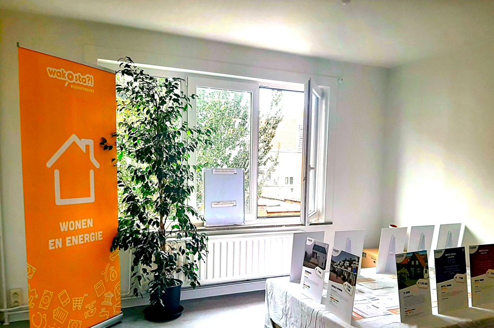 Jongvolwassenen leren op eigen benen staan tijdens budgetbeurs Wakosta?! 