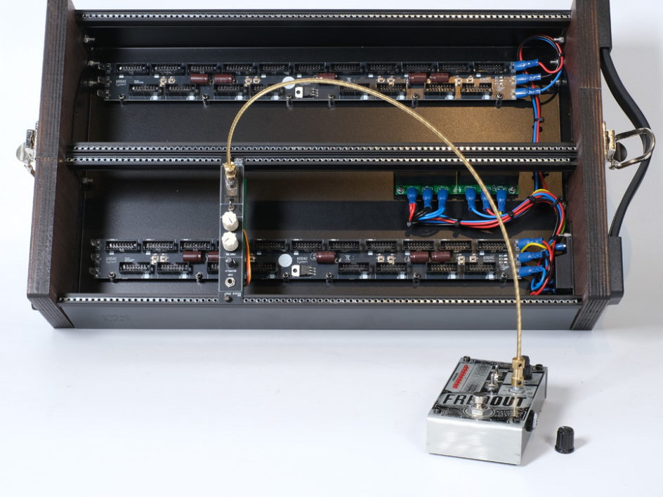 SUPERBOOTH25: ADDAC System Launches Trio of Modules, Including Servo Control, Dual Envelope Follower+ and Crossover
